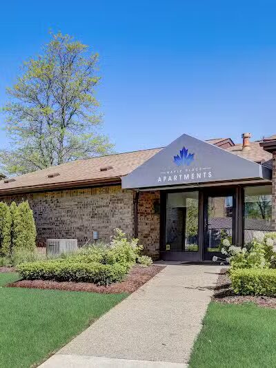 Maple Place Apartments - Southfield,
