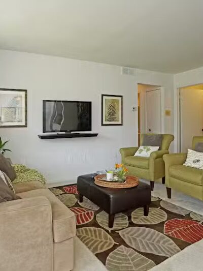 Maple Place Apartments - Southfield,