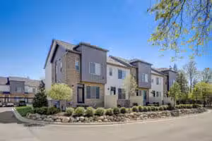Maple Place Apartments - Southfield,