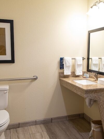 Cobblestone Inn & Suites - Springfield - Springfield, CO