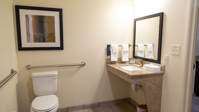 Cobblestone Inn & Suites - Springfield - Springfield, CO