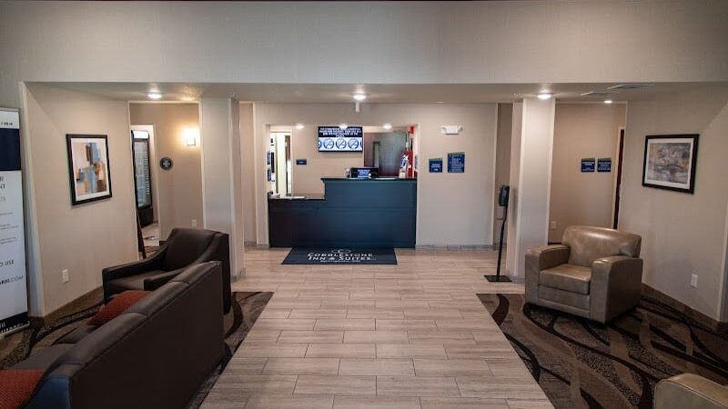 Cobblestone Inn & Suites - Springfield - Springfield, CO