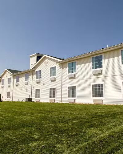 Cobblestone Inn & Suites - Springfield - Springfield, CO