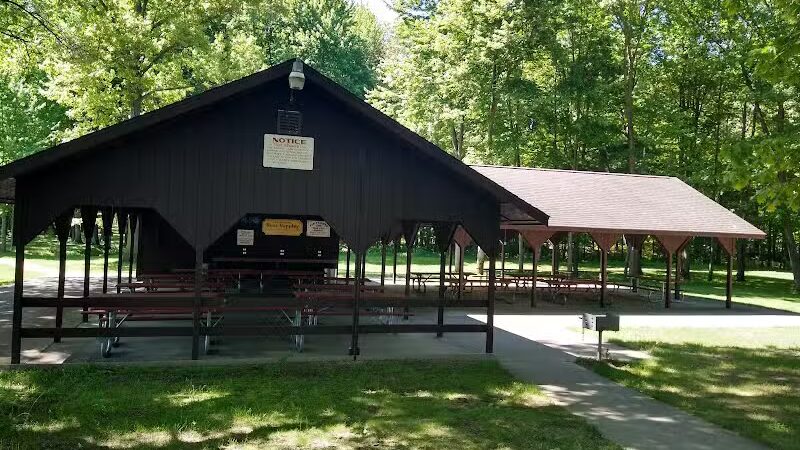 Lakefield Park - St Charles,