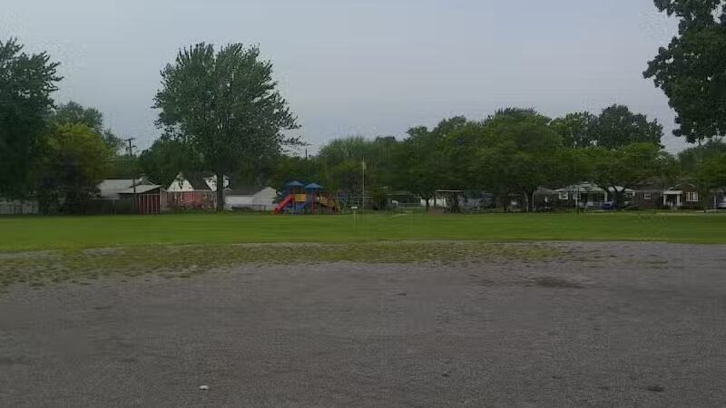 Frederick Park - St Clair Shores,