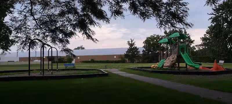 Frederick Park - St Clair Shores,