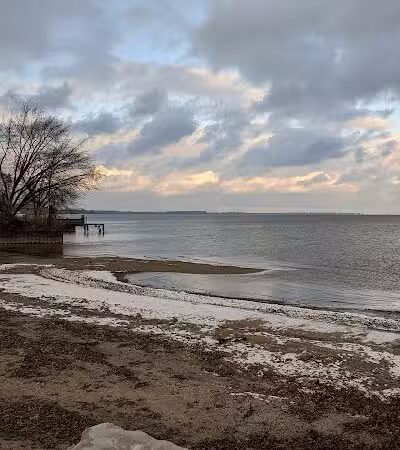 Veterans Memorial Park - St Clair Shores,