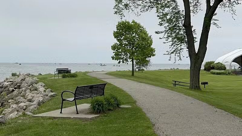 Veterans Memorial Park scenic view - St Clair Shores,