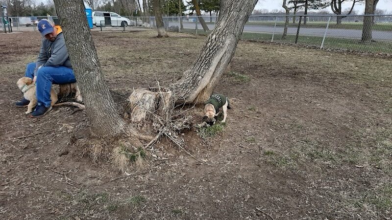 Friends of Whitney Dog Park - St Cloud, MN