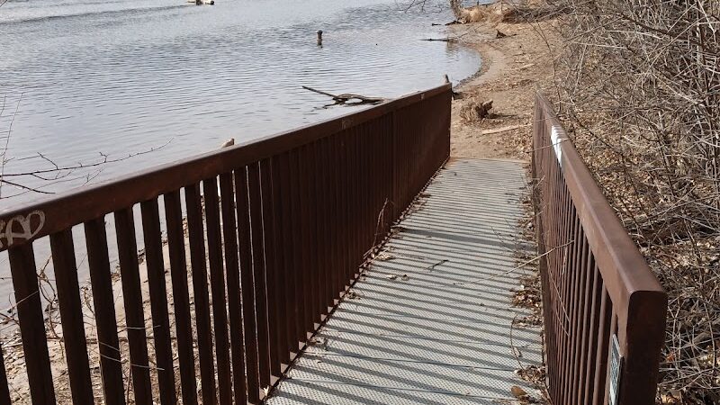 Meeker Island Dog Park - St Paul, MN