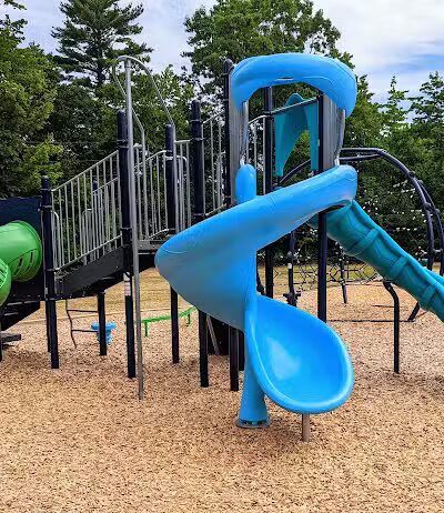 Standish Memorial Park - Standish,