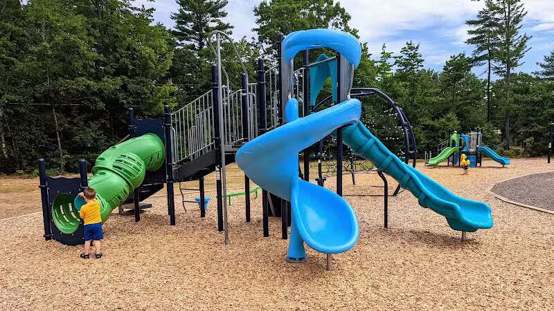 Standish Memorial Park - Standish,