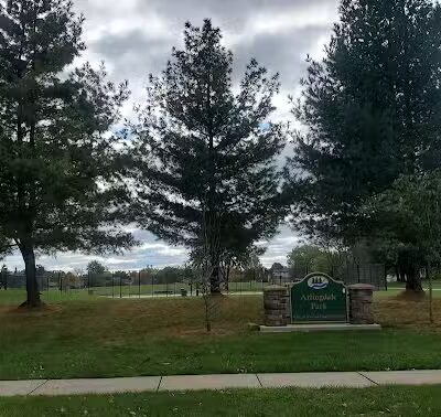 Arlingdale Park - Sterling Heights,