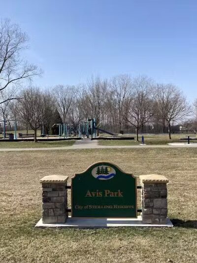 Avis Park - Sterling Heights,