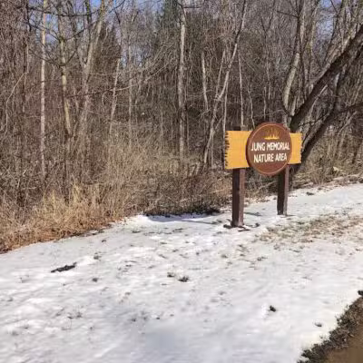 Jung Memorial Nature Area and Trail - Stevensville,