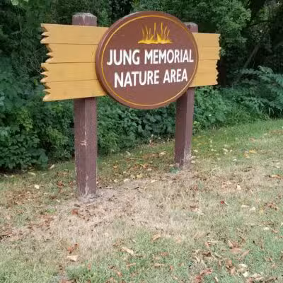 Jung Memorial Nature Area and Trail - Stevensville,