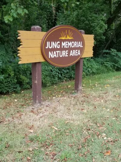 Jung Memorial Nature Area and Trail - Stevensville,