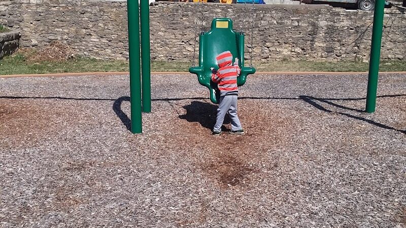 Strong City Park - Strong City, KS