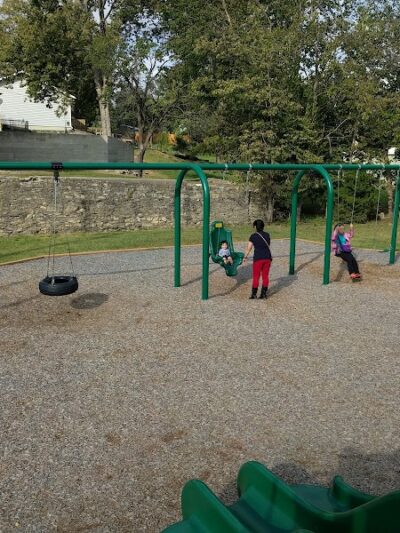 Strong City Park - Strong City, KS