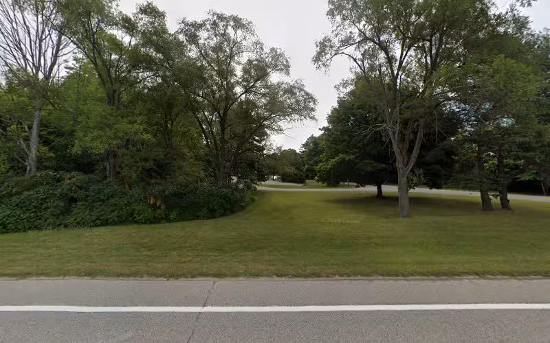 Groesser Park - Suttons Bay,
