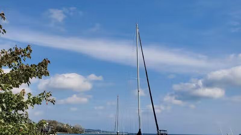 Suttons Bay Beach - Suttons Bay,