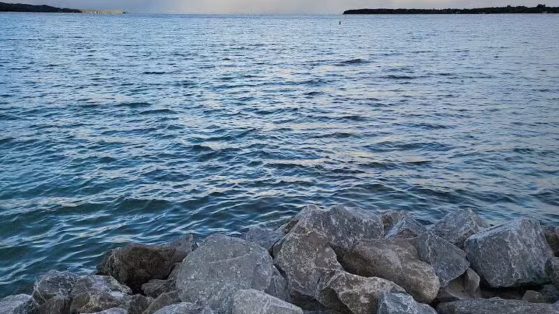 Suttons Bay Beach - Suttons Bay,