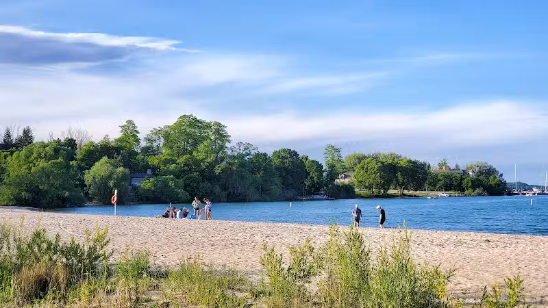 Suttons Bay Beach - Suttons Bay,