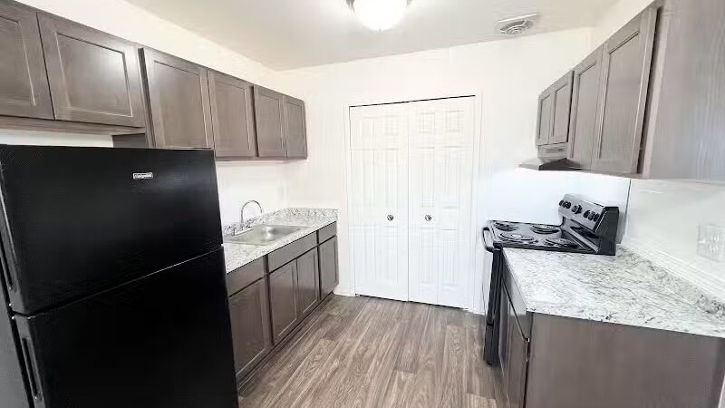 Taylor Park Townhomes - Taylor,