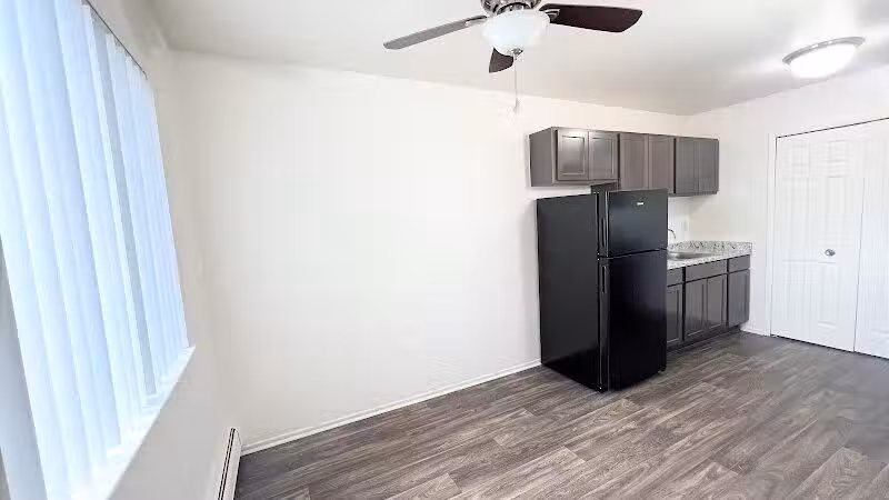 Taylor Park Townhomes - Taylor,