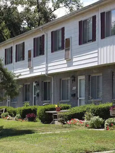 Taylor Park Townhomes - Taylor,