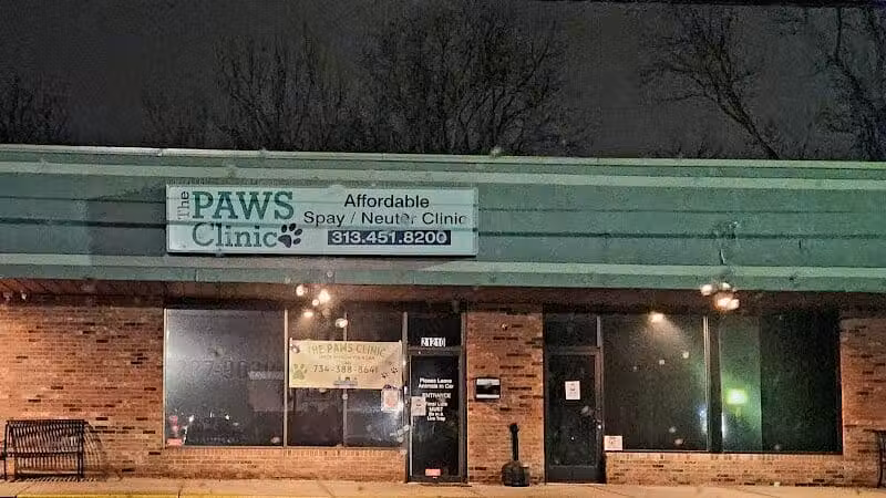 The Paws Clinic - Taylor,