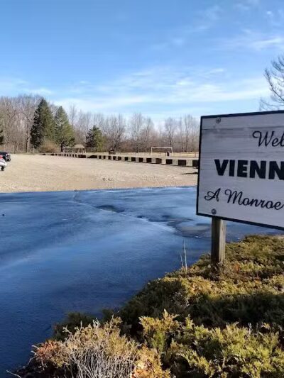 Vienna Park - Temperance,