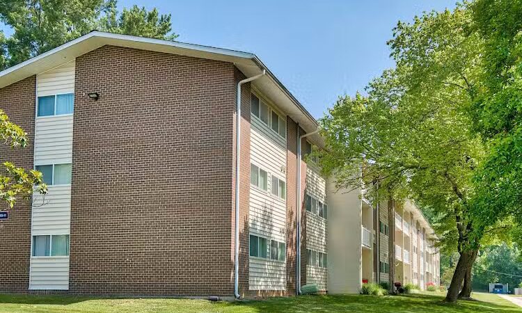 Heather Hill Apartments - Temple Hills, MD