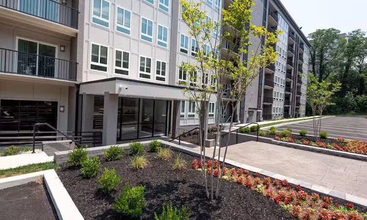 Verona at Naylor Metro - Temple Hills, MD