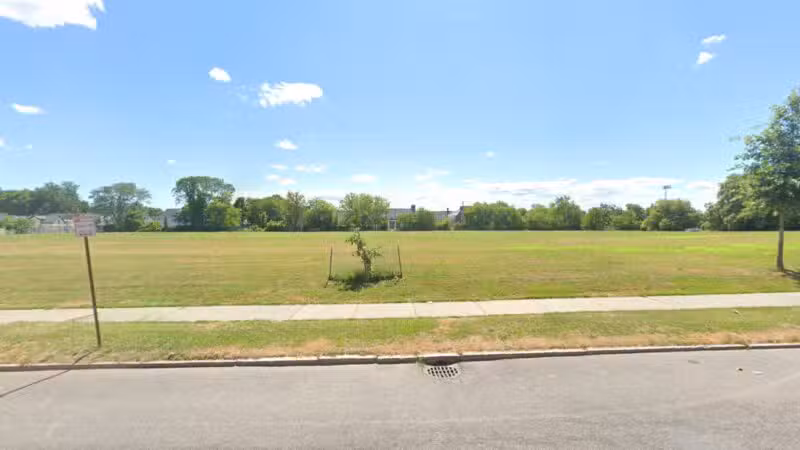 Dog Park at Love's Travel Stops - Lake, MS