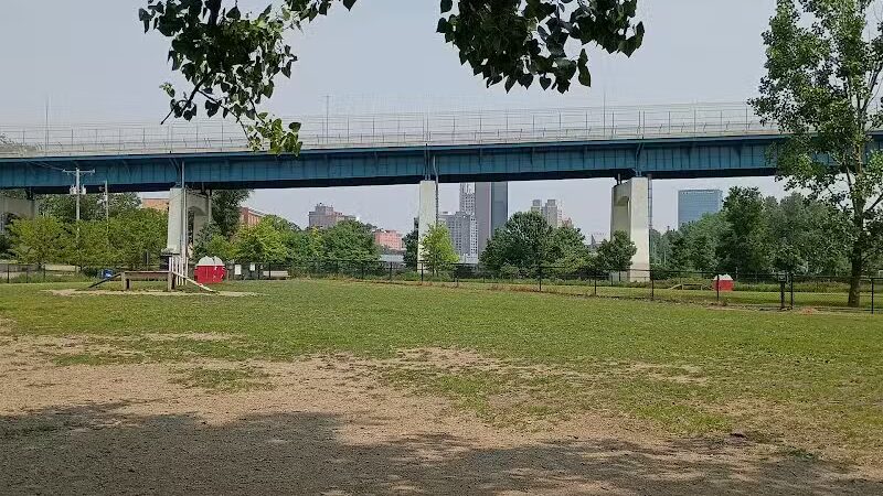 Middlegrounds Dog Park - Toledo,