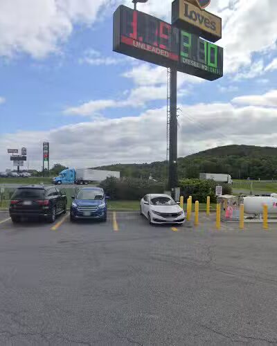 Dog Park at Love's Travel Stops - Toms Brook, VA