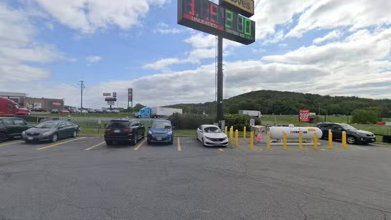 Dog Park at Love's Travel Stops - Toms Brook, VA
