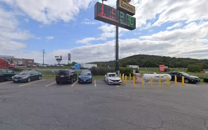 Dog Park at Love's Travel Stops - Toms Brook, VA