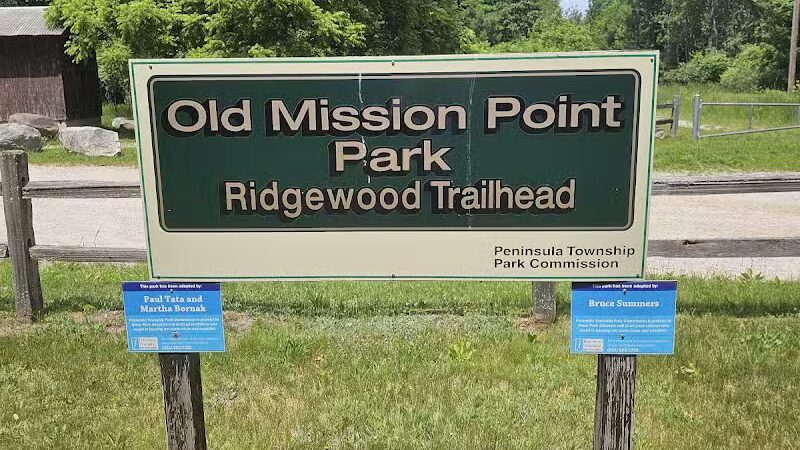 Old Mission Point Park - Ridgewood Trailhead - Traverse City,