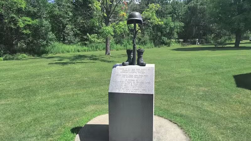 Traverse City Veterans Memorial Park - Traverse City,