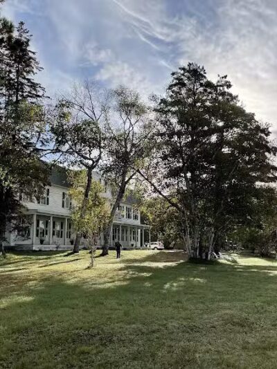 Birch Lodge & Motel - Trout Lake, MI