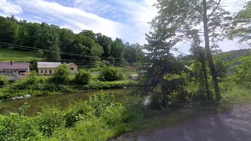Fairgrounds Overlook Private Campsite - Tunbridge, VT
