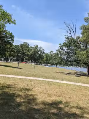 Twin Lake Park - Twin Lake,