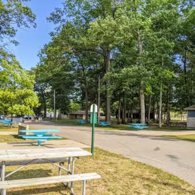 Twin Lake Park - Twin Lake,
