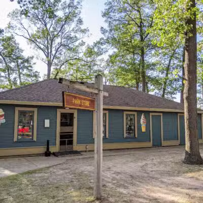 Twin Lake Park - Twin Lake,