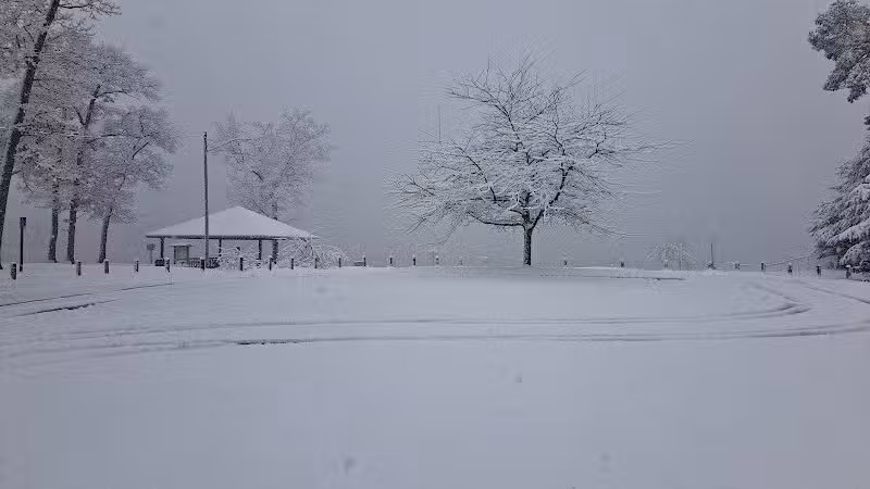 Twin Lake Park - Twin Lake,