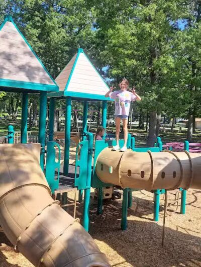 Twin Lake Park - Twin Lake,