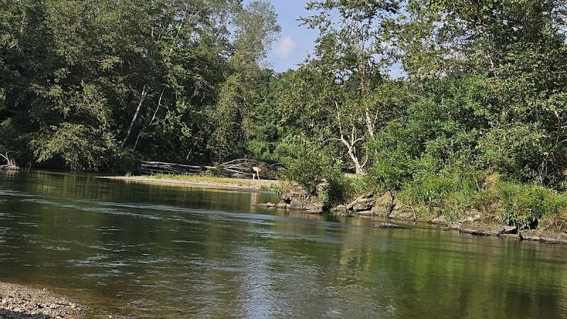 Canoe and Trail Sweetwater Tubing - Tylertown, MS