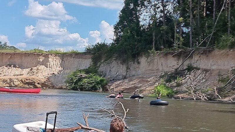 Canoe and Trail Sweetwater Tubing - Tylertown, MS